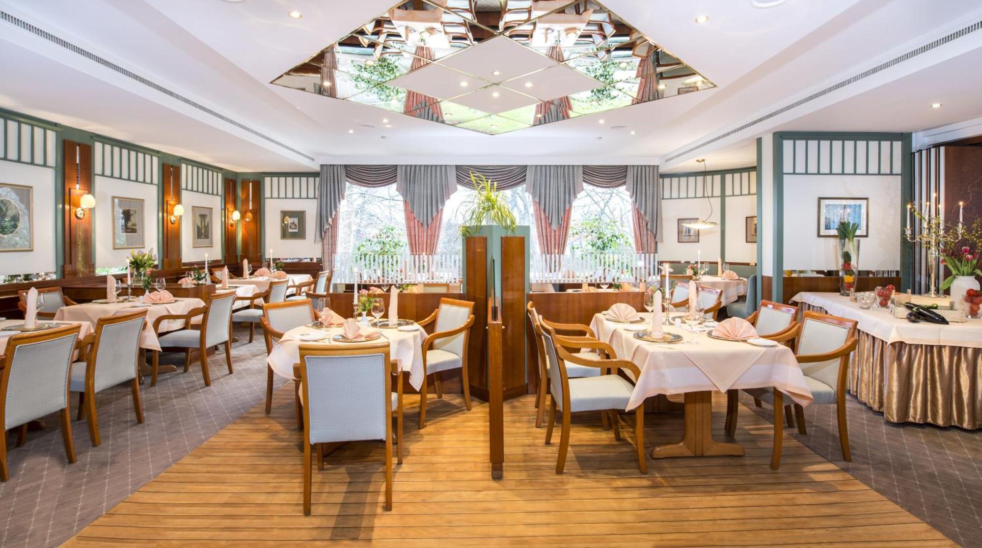 Parkhotel שטאדטאלנדורף מראה חיצוני תמונה