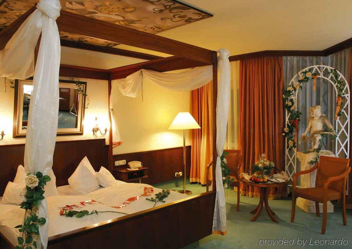 Parkhotel שטאדטאלנדורף מראה חיצוני תמונה